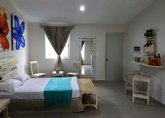 Hotel Gota De Sal 2*